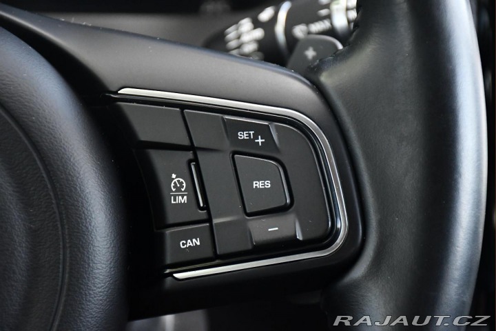 Jaguar F-Pace 20d AWD 2015