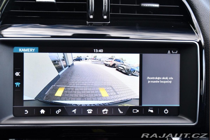 Jaguar F-Pace 20d AWD REZERVACE 2015