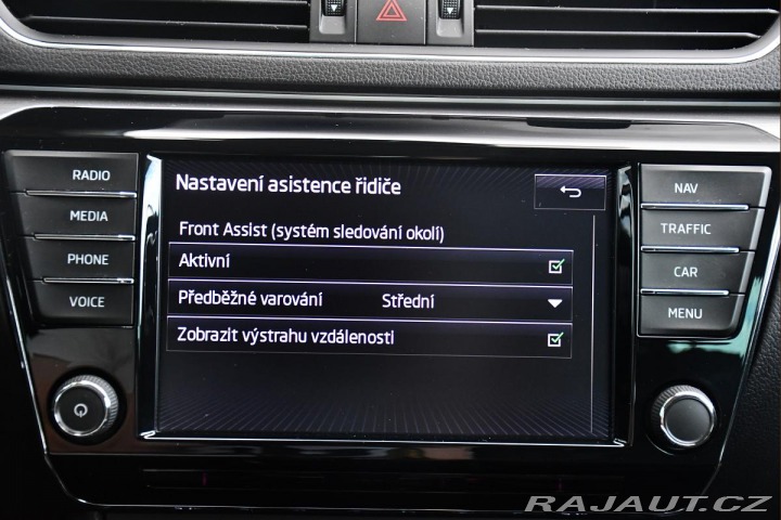 Škoda Superb 1.6TDi 88kW STYLE 2016