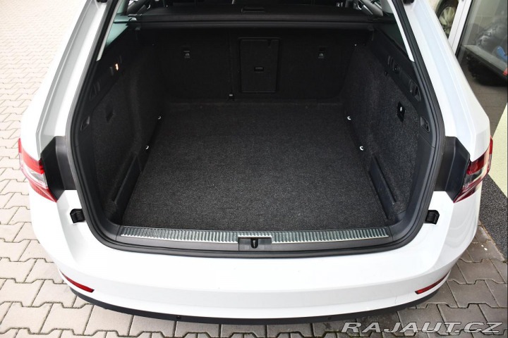 Škoda Superb 1.6TDi 88kW STYLE 2016