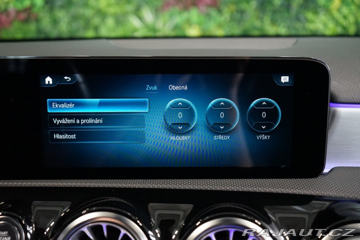 Mercedes-Benz A 200*AMG*CAMERA*CARPLAY*LE 2020