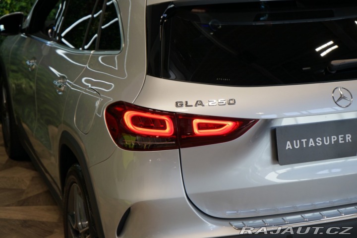 Mercedes-Benz GLA 250*4M*165kW*AMG*TAŽNÉ*KE 2022