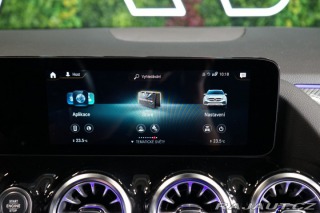 Mercedes-Benz GLA 250*4M*165kW*AMG*TAŽNÉ*KE 2022