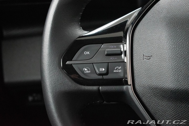 Peugeot 308 1.5 BlueHDi 2xPNEU*DPH*ČR 2022