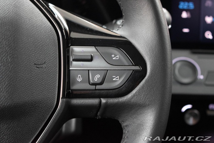Peugeot 308 1.5 BlueHDi 2xPNEU*DPH*ČR 2022