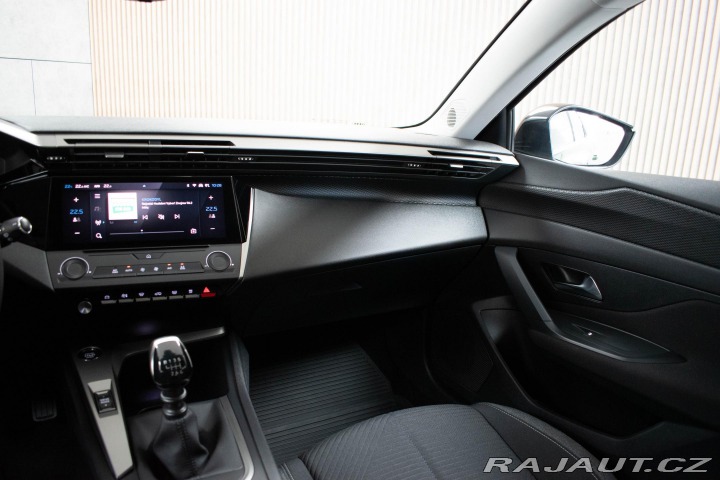 Peugeot 308 1.5 BlueHDi*REZERVACE* 2022