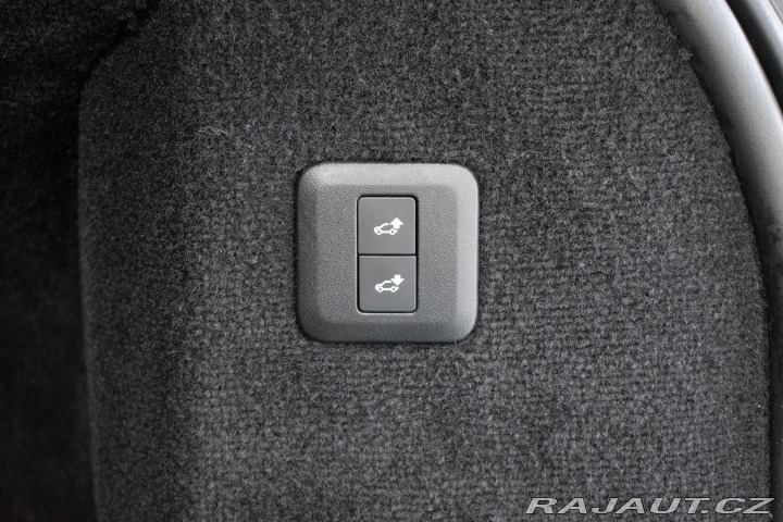 Land Rover Range Rover Sport HSE*REZERVACE* 2020