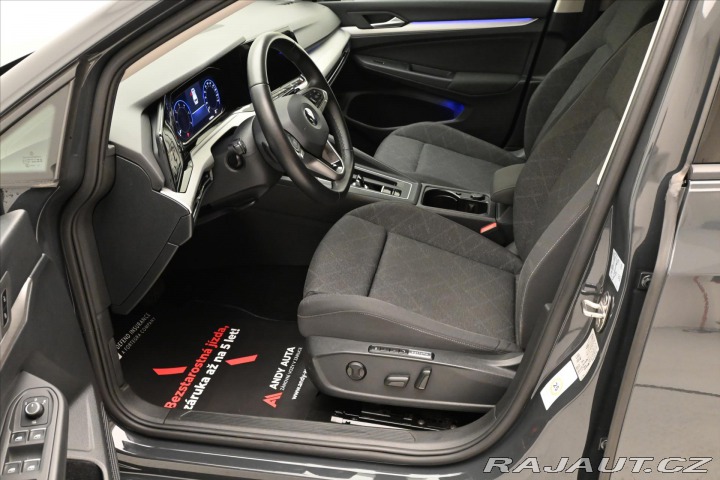 Volkswagen Golf 2,0 TDI 110 KW Life DSG Z 2022