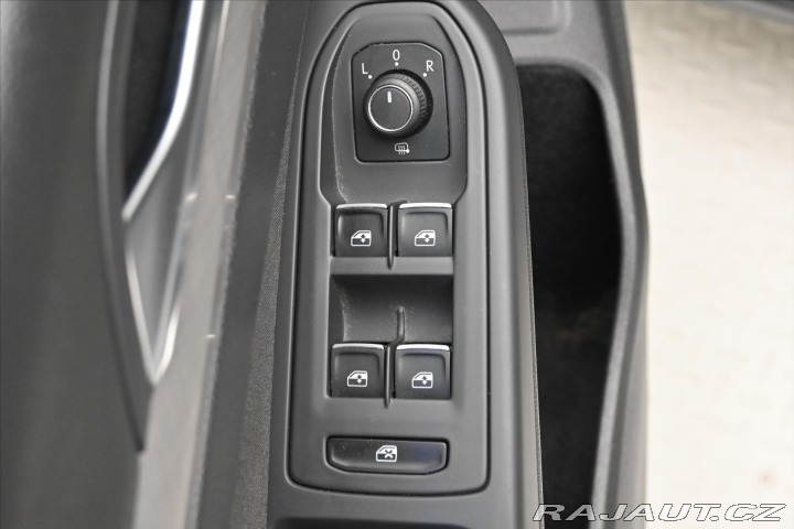 Volkswagen Golf 2,0 TDI 110 KW Life DSG Z 2022