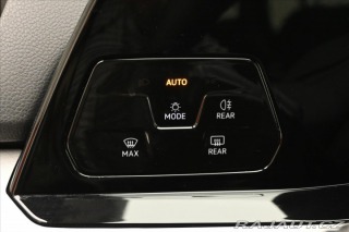 Volkswagen Golf 2,0 TDI 110 KW Life DSG Z 2022