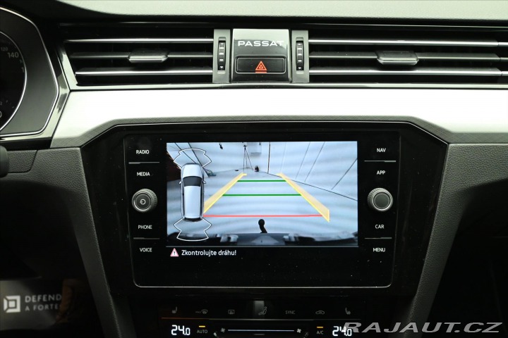 Volkswagen Passat 2,0 TDI 110KW DSG Busines 2022