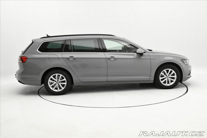 Volkswagen Passat 2,0 TDI 110KW DSG Busines 2022