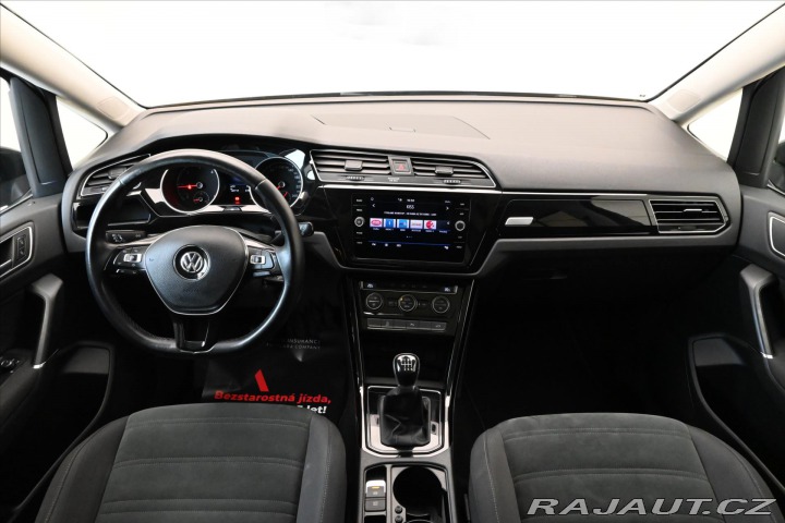 Volkswagen Touran 2,0 TDI 110kW R-Line LED 2019