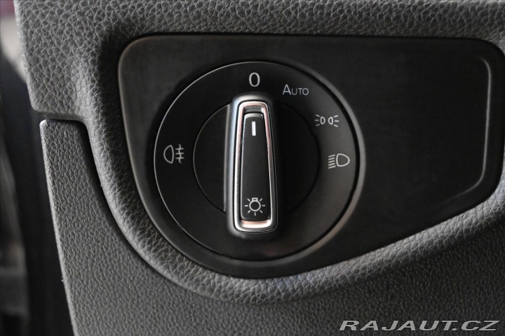 Volkswagen Touran 2,0 TDI 110kW R-Line LED 2019