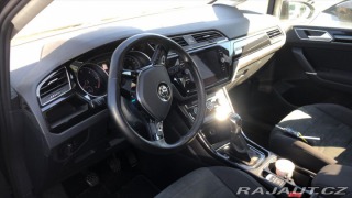 Volkswagen Touran 2,0 TDI 110 kW R-Line LED 2019