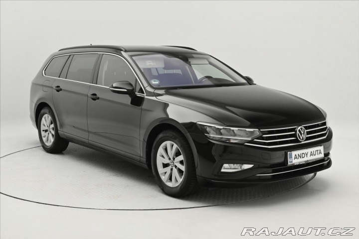 Volkswagen Passat 2,0 TDI 110kW Business Zá 2022