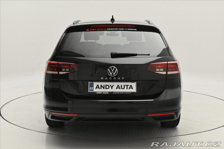 Volkswagen Passat 2,0 TDI 110kW Business Zá 2022