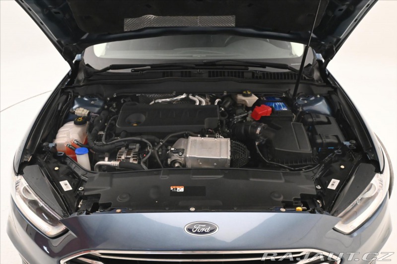 Ford Mondeo 2,0 TDCI 110 kW AT8 Titan