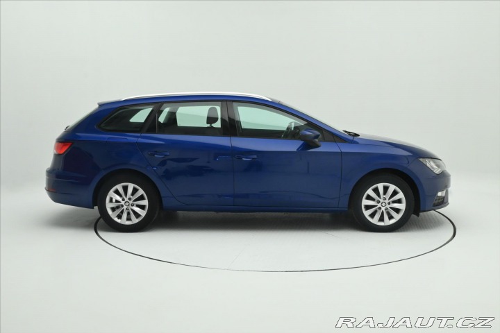 Seat Leon 1,6 TDi 85kW DSG Style Zá 2017