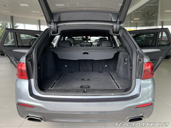 BMW 5 530d xDrive*M-SPORT*HeadU 2018