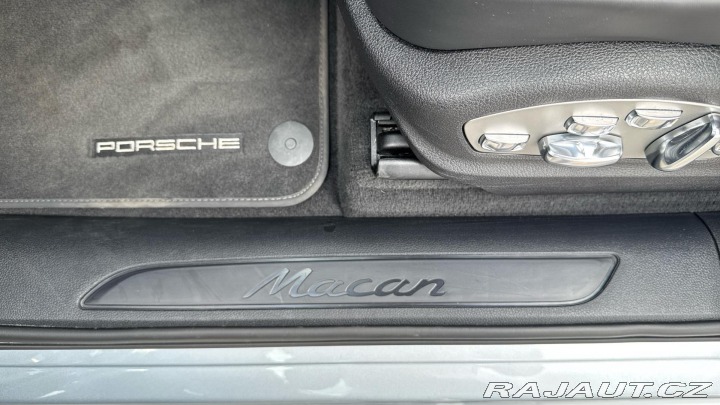 Porsche Macan 2022