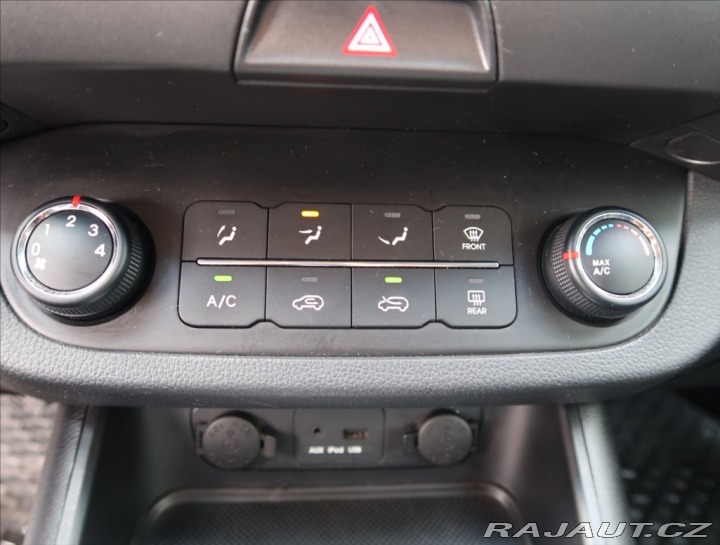 Kia Sportage 1,7 CRDi KLIMA 2013