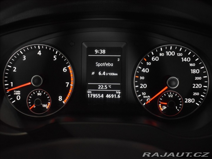 Volkswagen Jetta 1,4 Highline Bezklíč,temp 2012