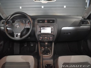 Volkswagen Jetta 1,4 Highline Bezklíč,temp 2012