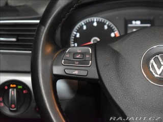 Volkswagen Jetta 1,4 Highline Bezklíč,temp 2012