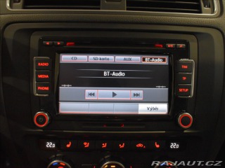 Volkswagen Jetta 1,4 Highline Bezklíč,temp 2012