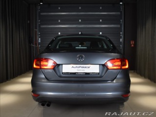 Volkswagen Jetta 1,4 Highline Bezklíč,temp 2012