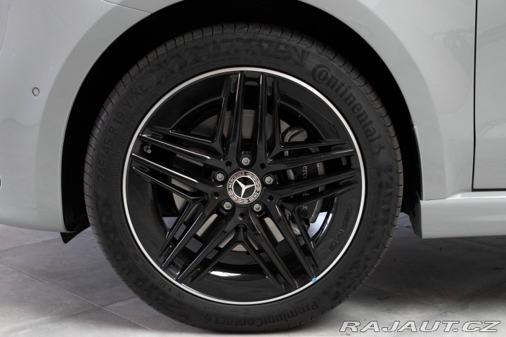 Mercedes-Benz V EXC*AMG*300d 4M*AIR*ZÁR 4 2025