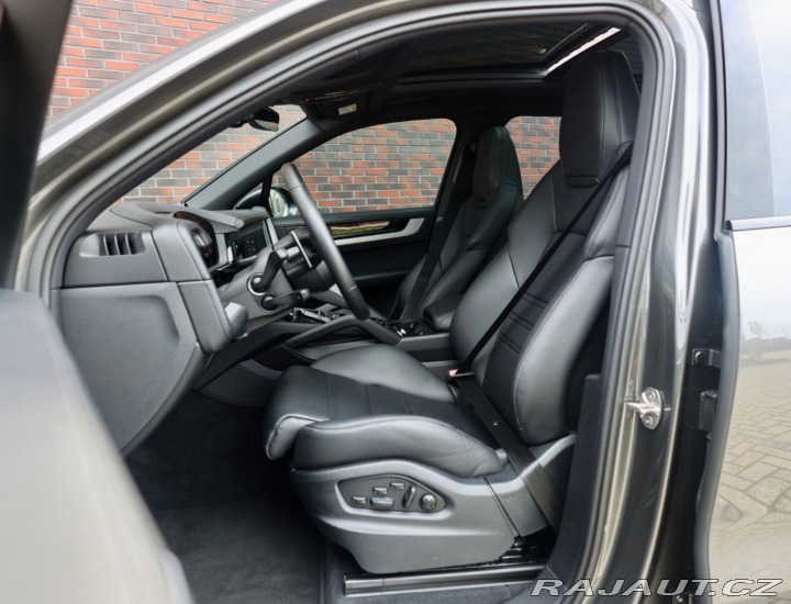 Porsche Cayenne 3.0 V6 eHybrid 346KW SPO 2024