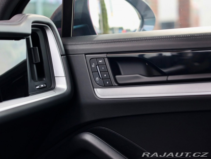 Porsche Cayenne 3.0 V6 eHybrid 346KW SPO 2024