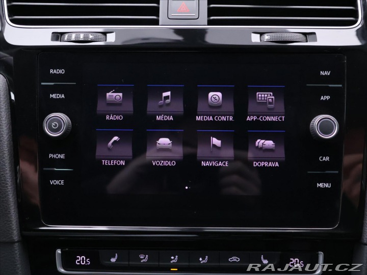 Volkswagen Golf 1,4 TSI 92kW Highline LED 2017