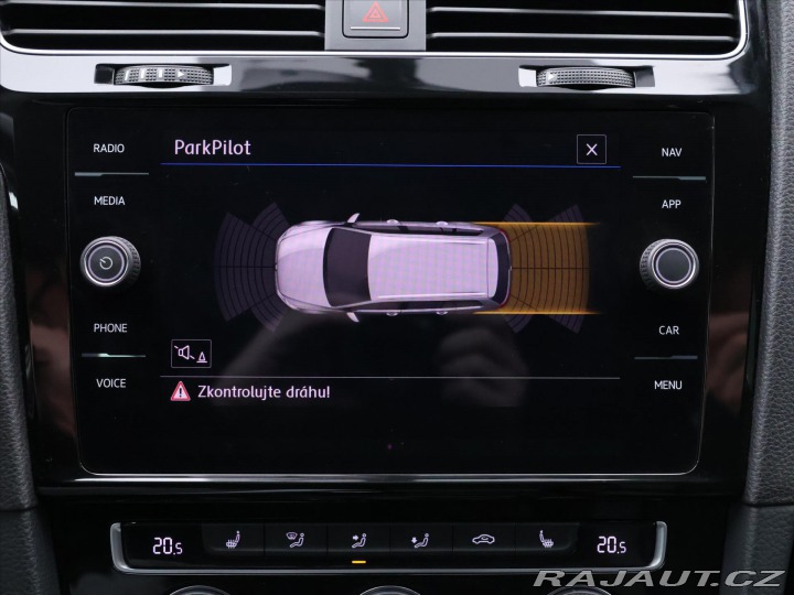 Volkswagen Golf 1,4 TSI 92kW Highline LED 2017