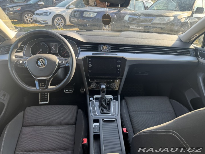 Volkswagen Passat DSG 2,0 TDI 110 KW BEZ AD 2015
