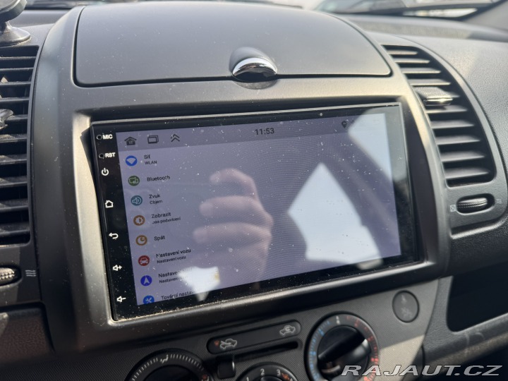 Nissan Note 1,4i 65 KW LPG 2006