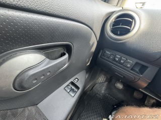 Nissan Note 1,4i 65 KW LPG 2006