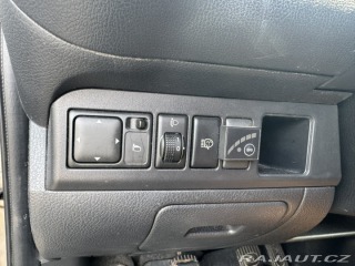 Nissan Note 1,4i 65 KW LPG 2006
