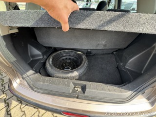 Nissan Note 1,4i 65 KW LPG 2006