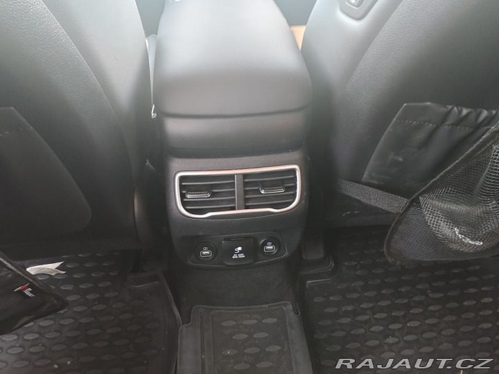 Hyundai Santa Fe 2022