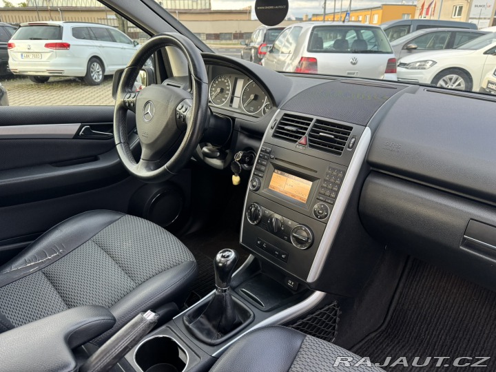 Mercedes-Benz A 180 1,7 85 KW TAŽNÉ KOLA 2010