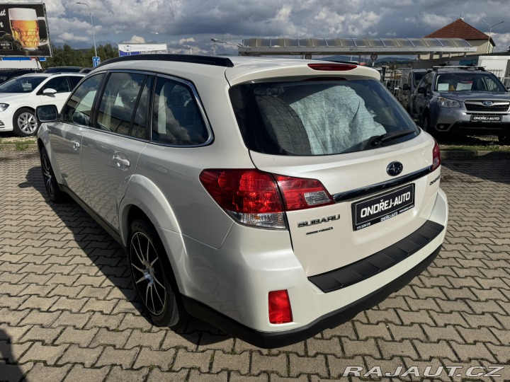 Subaru Outback 4X4 3,6i 191 KW KOLA LPG 2010