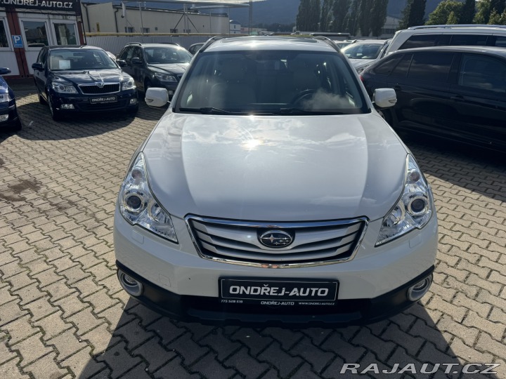 Subaru Outback 4X4 3,6i 191 KW KOLA LPG 2010