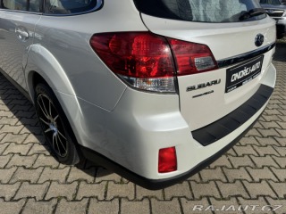 Subaru Outback 4X4 3,6i 191 KW KOLA LPG 2010