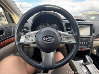 Subaru Outback 4X4 3,6i 191 KW KOLA LPG 2010