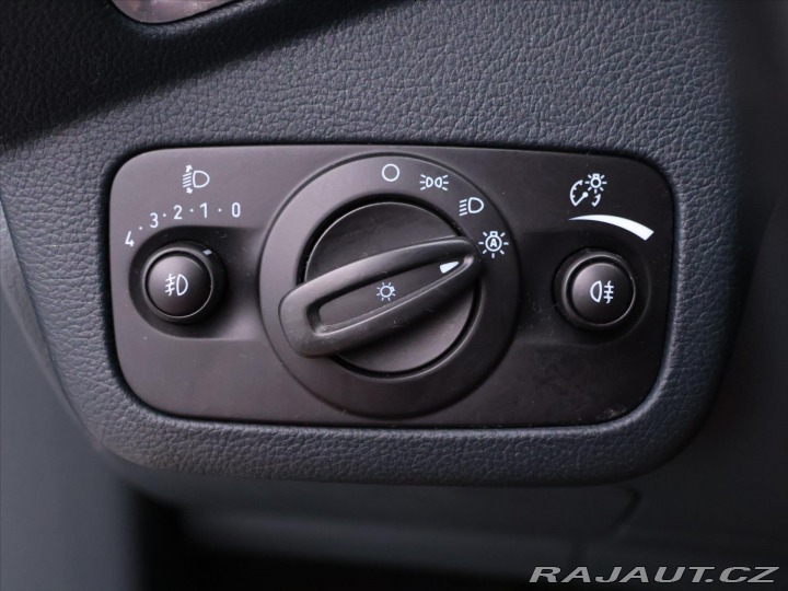 Ford Grand C-MAX 1,6 EB 110kW Klima 7-Míst 2012