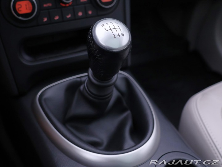 Nissan Qashqai 2,0 i 104kW Kůže Navi 7-M 2011