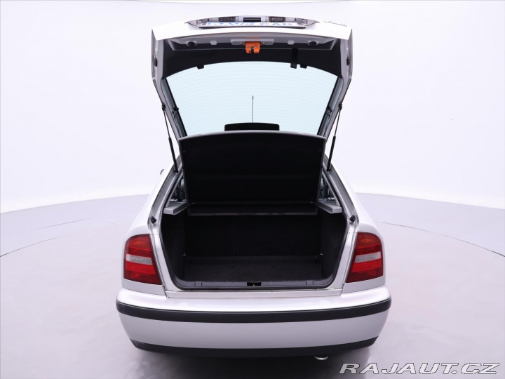 Škoda Octavia 1,9 TDI 66kW 1.Maj Serv.K 1998
